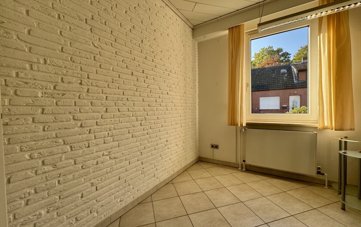 Zimmer II EG