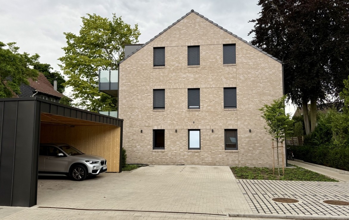Straßenansicht