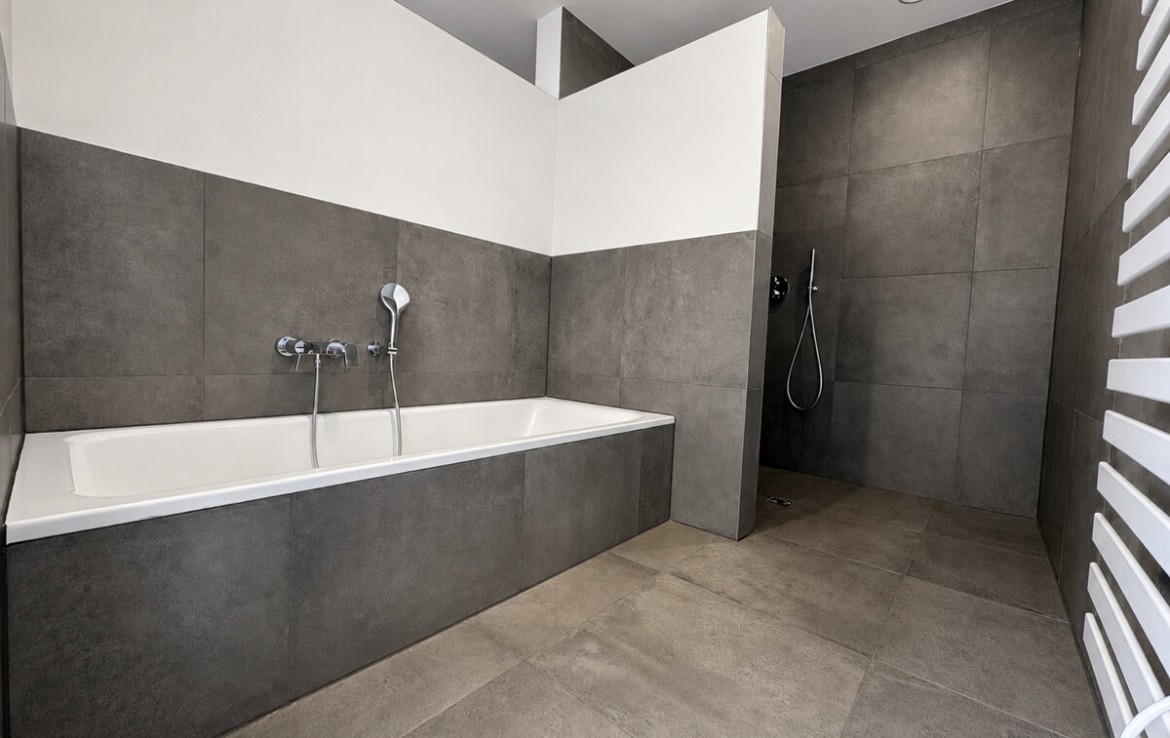Badewanne / Dusche