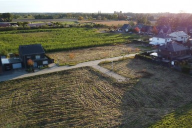 Weitere Grundstücke verfügbar