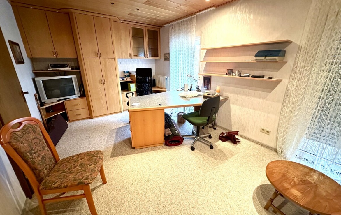 Arbeitszimmer
