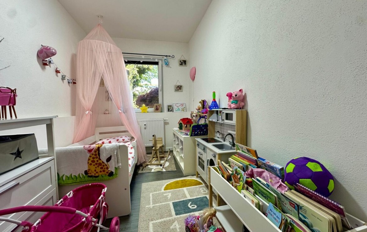 Kinderzimmer (EG)