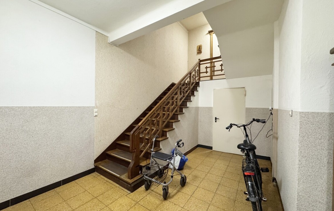 Treppenaufgang zu den Wohneinheiten