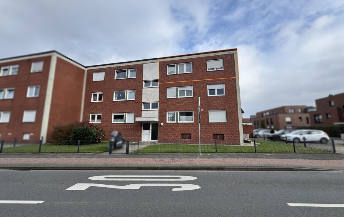 Straßenansicht