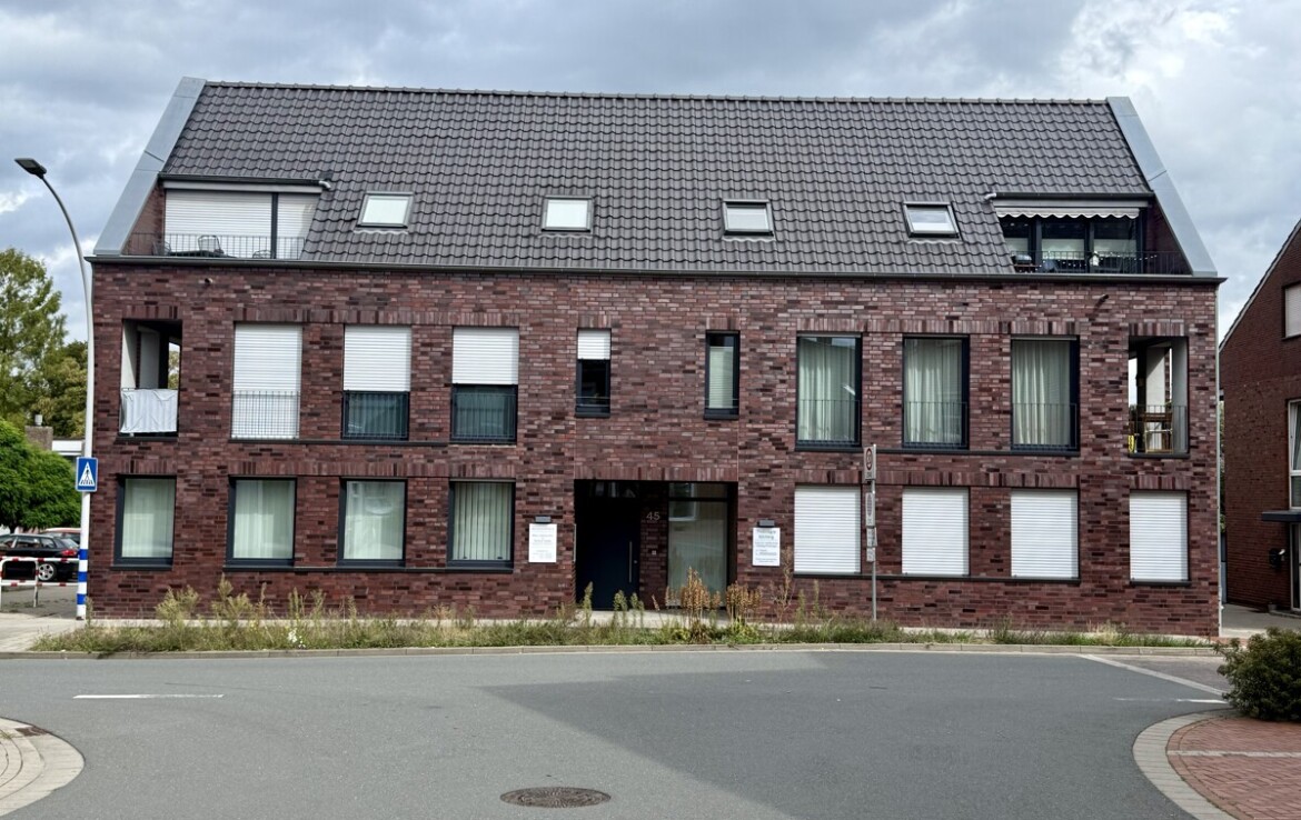 Straßenansicht