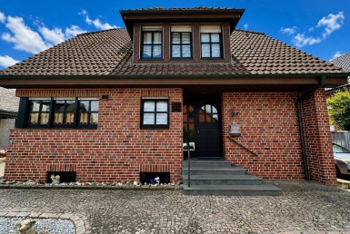 Außenansicht vorne