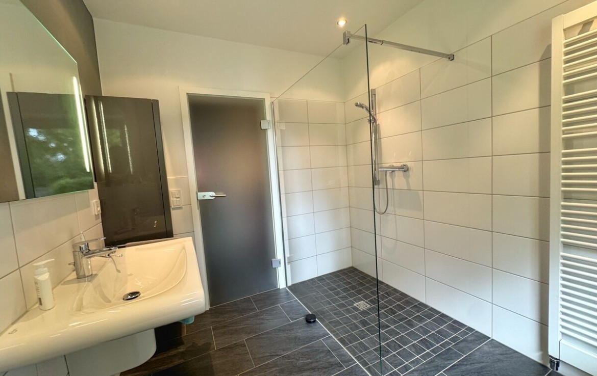 Badezimmer EG