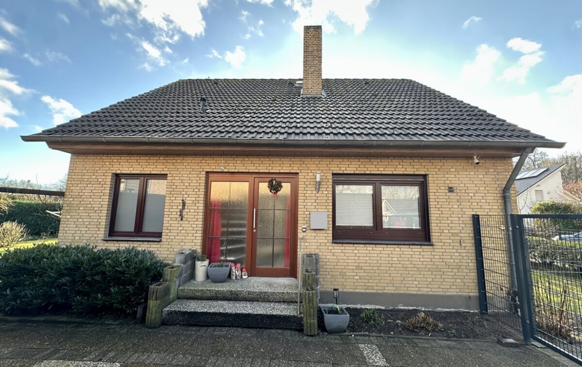 Außenansicht Eingang