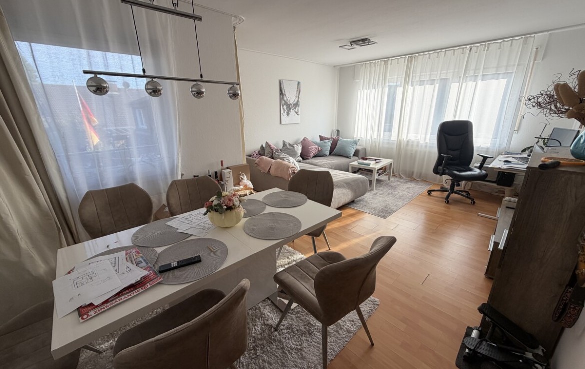 Wohn-/Esszimmer