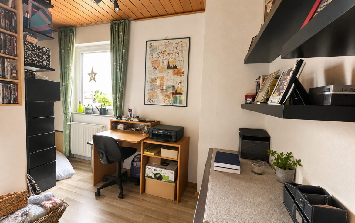 Kinder-/Gästezimmer