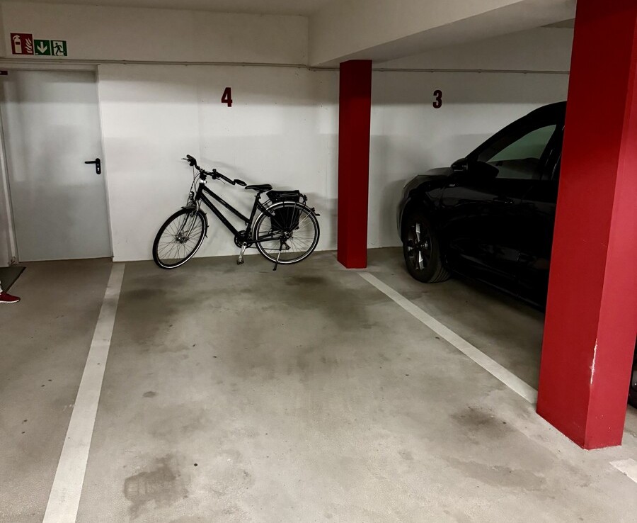 Tiefgaragenstellplatz