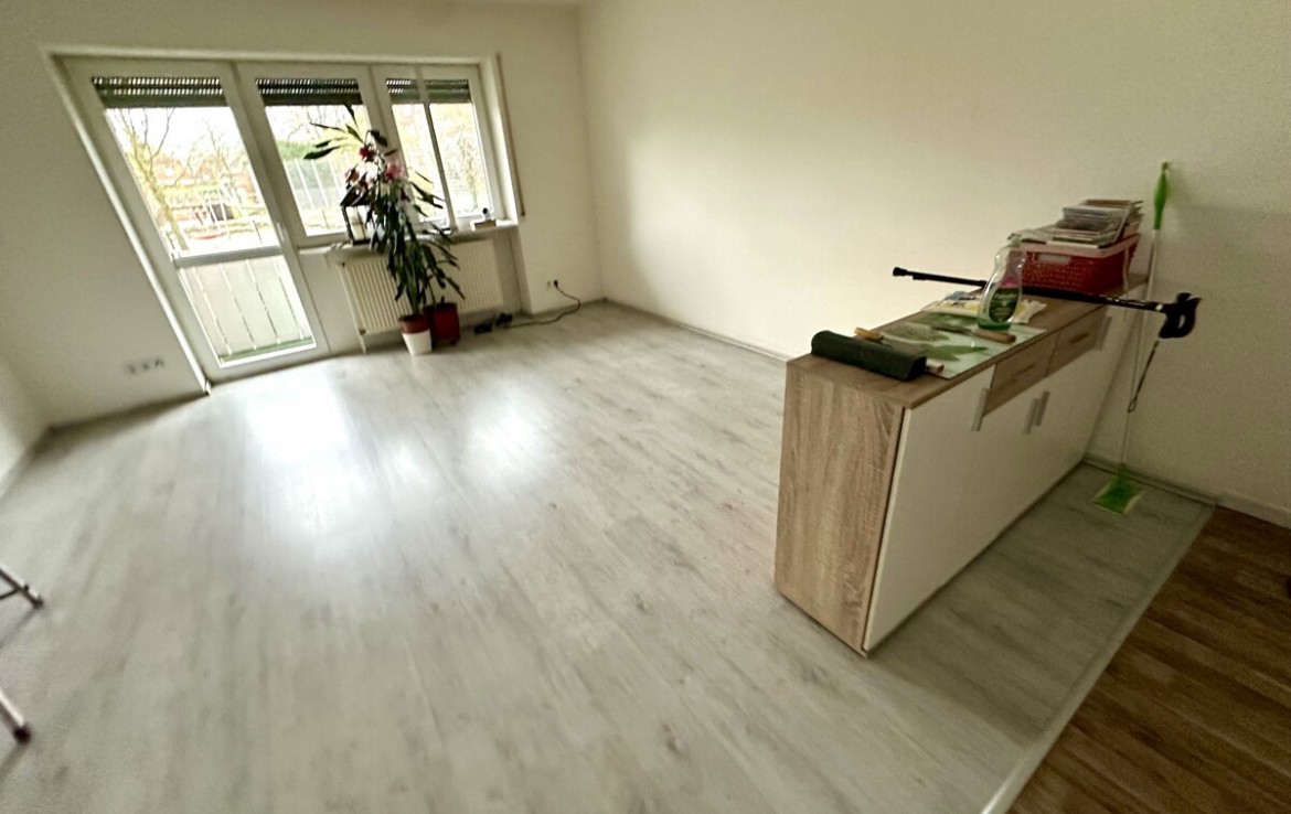 Apartment mit Balkon! - Foto 4